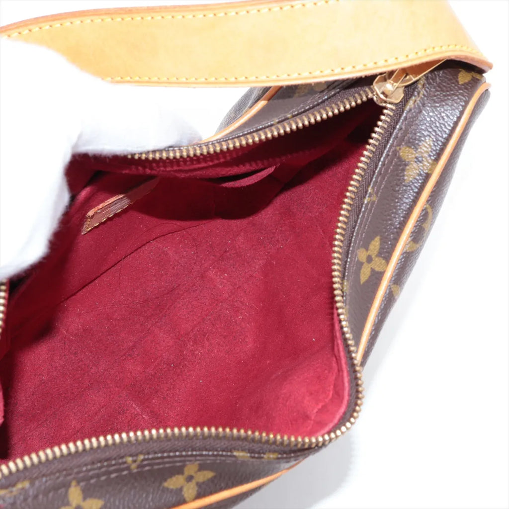 Louis Vuitton Monogram Croissant MM Shoulder Bag